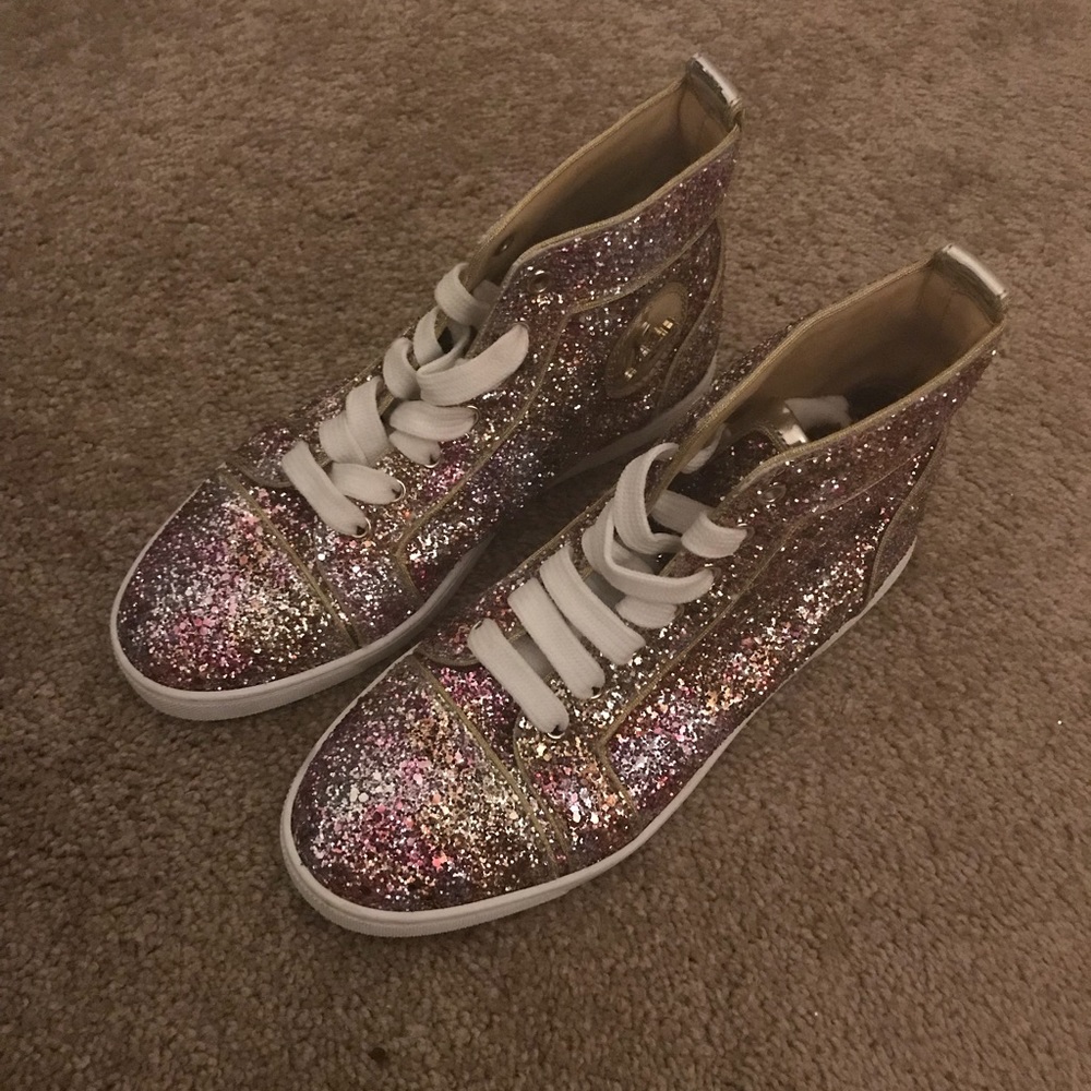 sneaker shoe - Picture 2 of 3